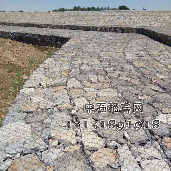 護(hù)岸雷諾護(hù)墊價格13131891918專業(yè)生產(chǎn)全國最低價 護(hù)岸雷諾護(hù)墊價格13131891918專業(yè)生產(chǎn)全國最低價